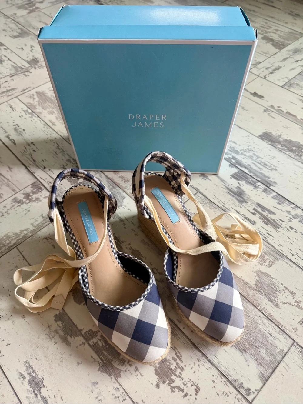 Draper James Olivia Gingham Espadrille Wedges – Navy & White, Size 8
